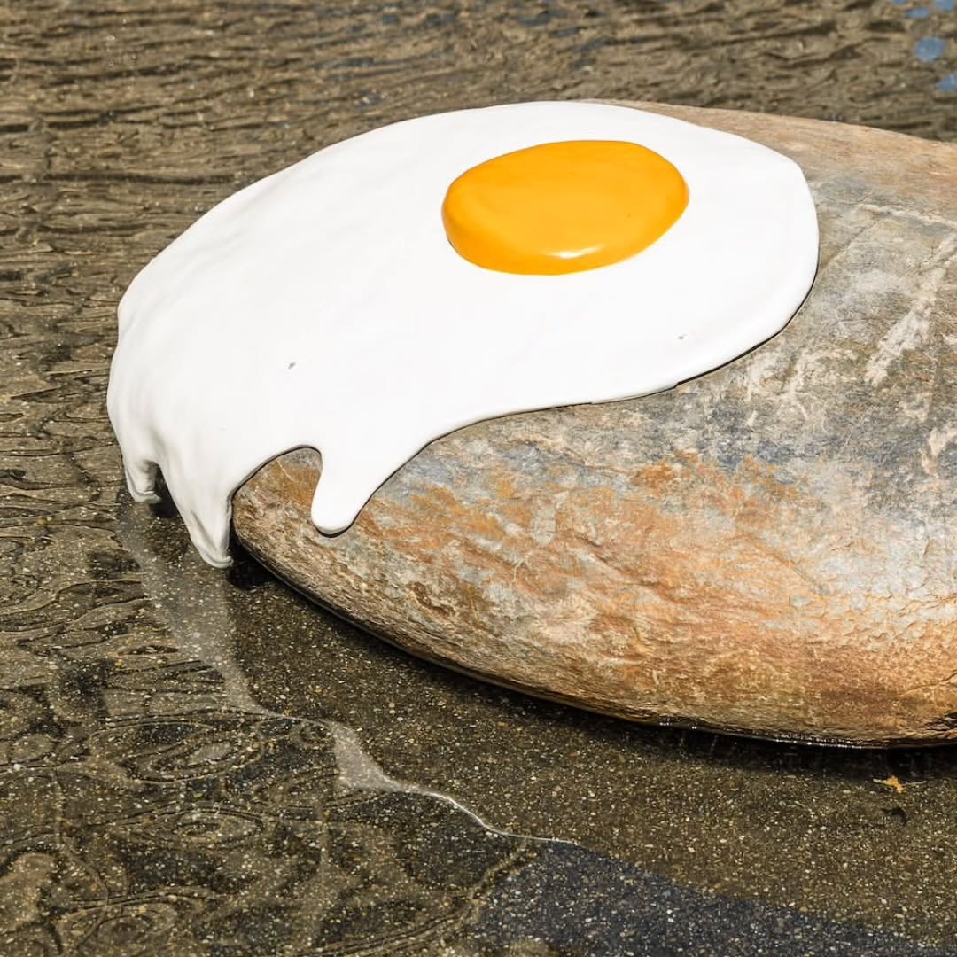 Pedro Wirz’s “Trilobites“ for ART FLOW art projects is currently on view in Zurich — image 1. Images: