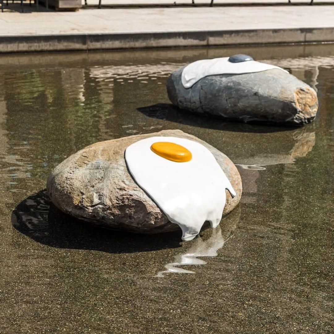 Pedro Wirz’s “Trilobites“ for ART FLOW art projects is currently on view in Zurich — image 3. Images: